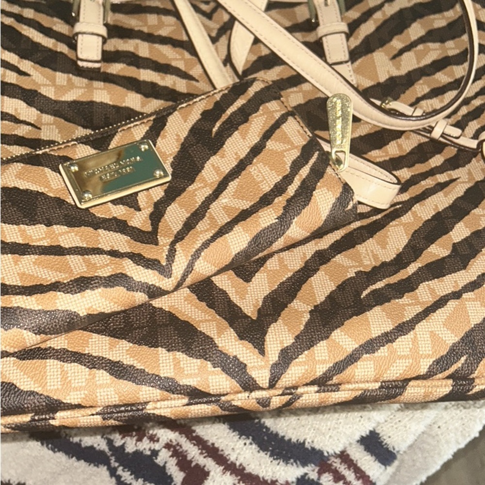 MK bag with matching wallet.  Only used once